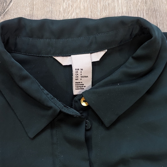 LAST CHANCE Green Button Down Shirt H&M - Picture 2 of 5